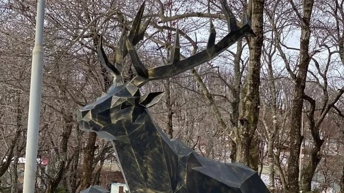 Finished welded low-poly steel Deer Standing sculpture